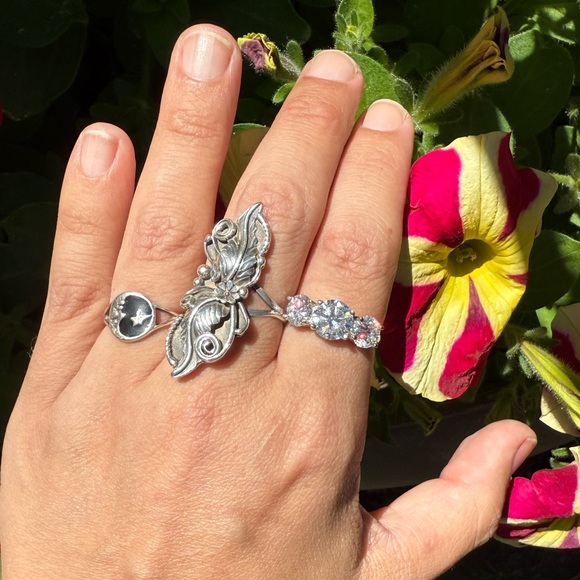 Moissanite Sterling Ring Triple 3 Stone 5 TOTAL CTW 2 CT center stone sz US 8.5 - Picture 7 of 17